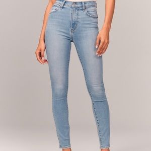 Abercrombie & Fitch High Rise Super Skinny Jeans